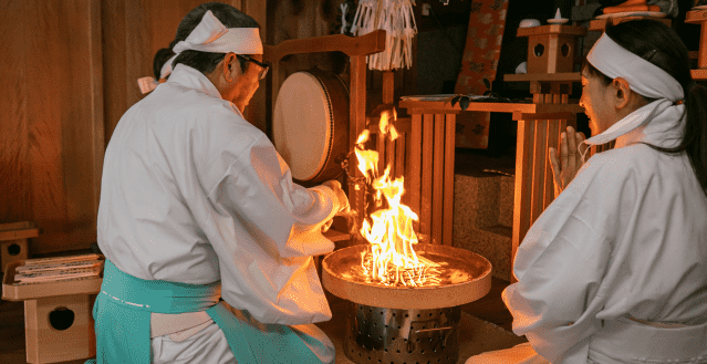 愛知県 知多半島の縁結びの神社 荒熊神社の護摩焚きの様子